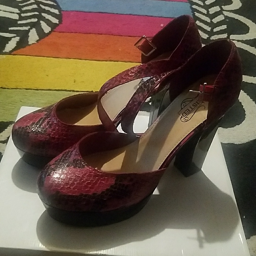 Snake Patten shoes